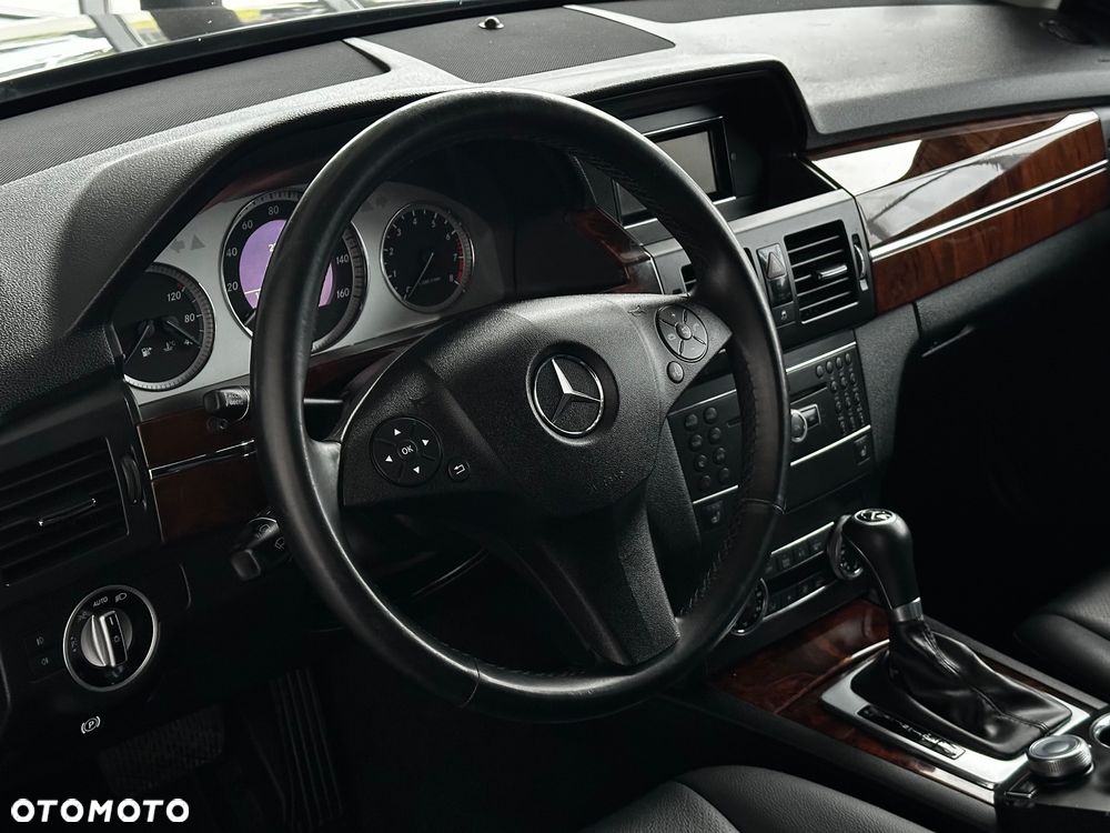 Mercedes-Benz GLK 350 4Matic 7G-TRONIC - 12