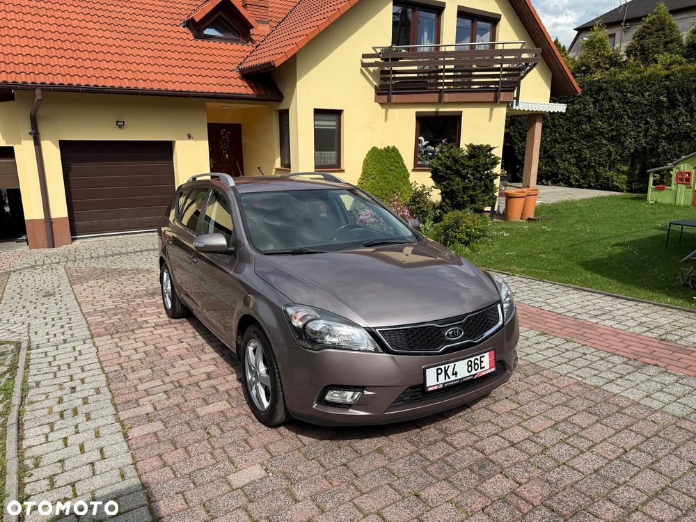 Kia Ceed 1.6 Comfort + - 1