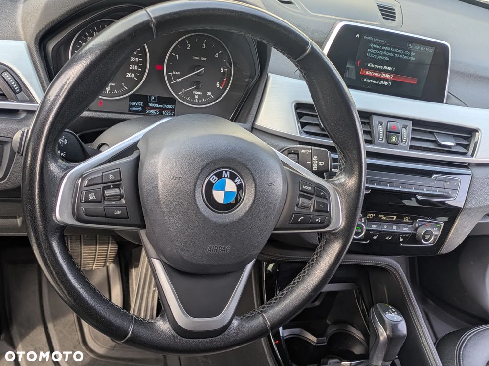 BMW X1 xDrive18d xLine - 10
