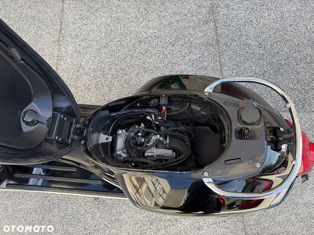 Vespa GTS - 10
