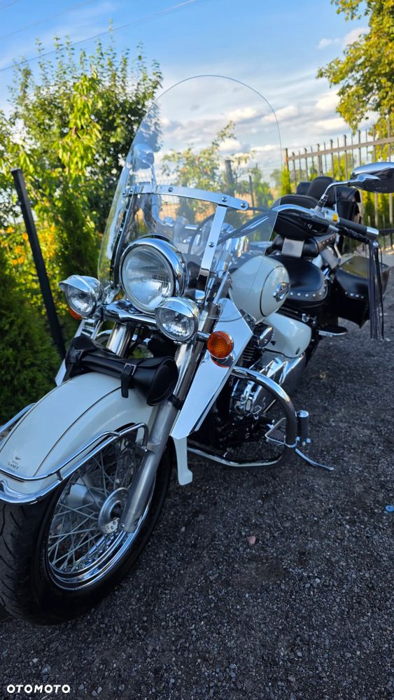 Suzuki Intruder - 39