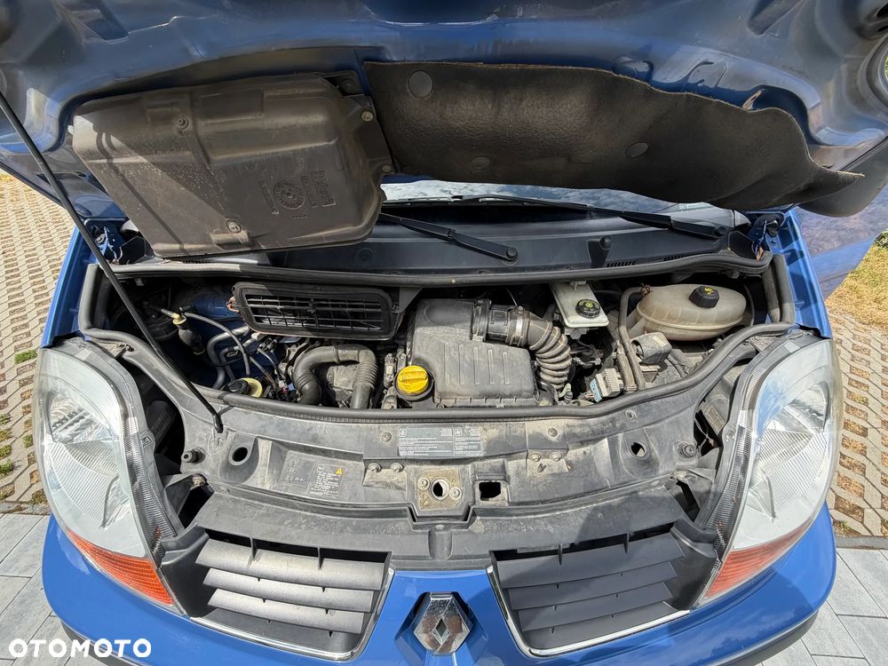 Renault TRAFIC - 19