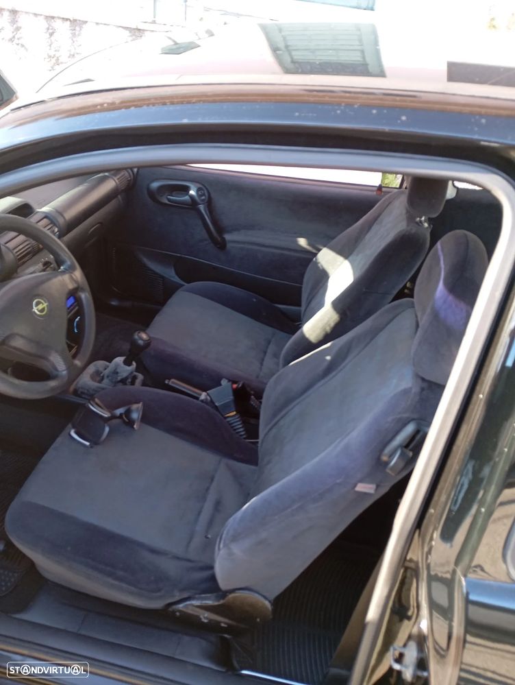 Opel Corsa 1.0 - 5