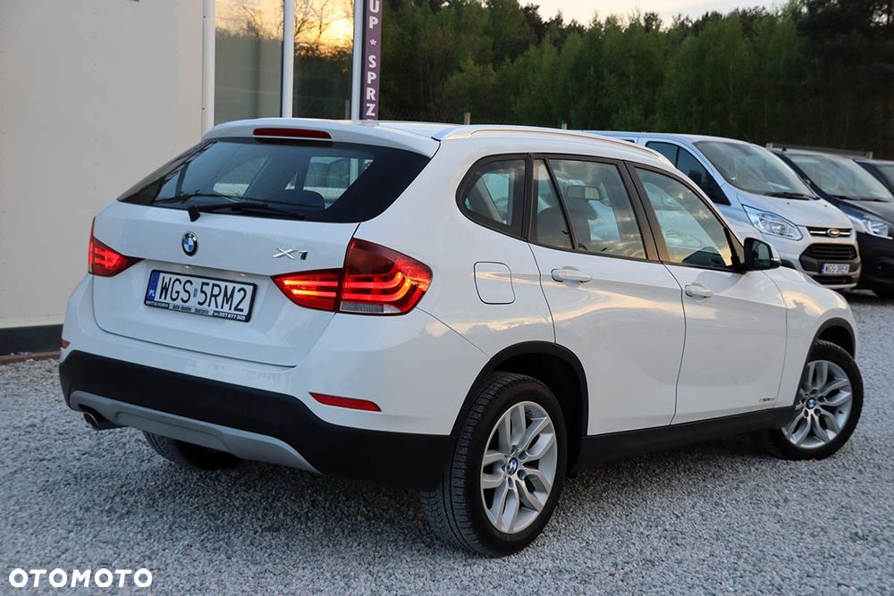 BMW X1 sDrive18d xLine - 15