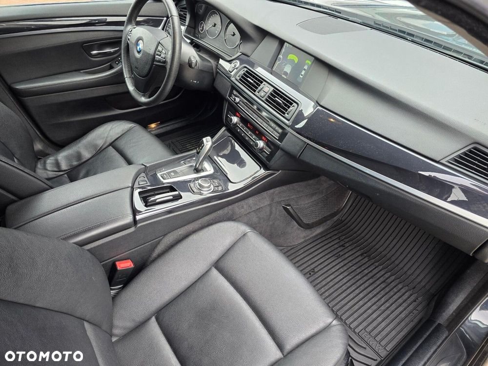 BMW Seria 5 - 16