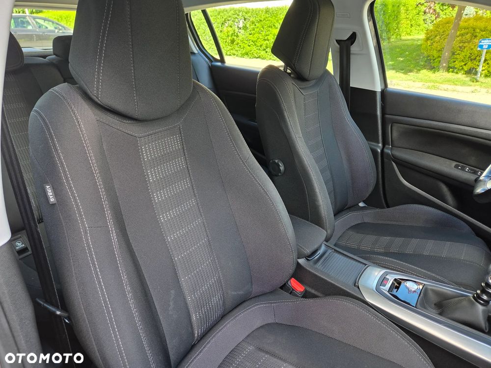 Peugeot 308 1.2 PureTech Active S&S - 12