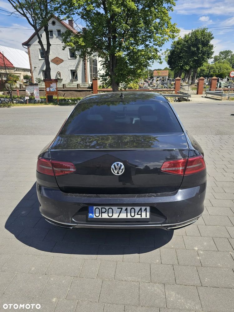 Volkswagen Passat 2.0 TSI (BlueMotion Technology) 4Motion DSG Highline - 3
