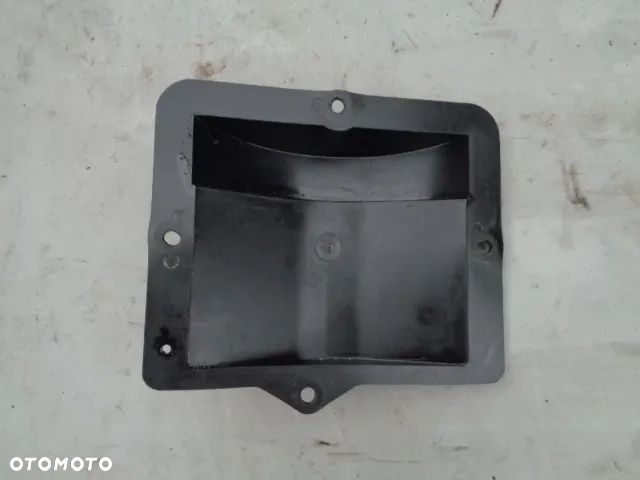 Kosz przedniego napędu przystawka Z61 New Holland 8560 - 8