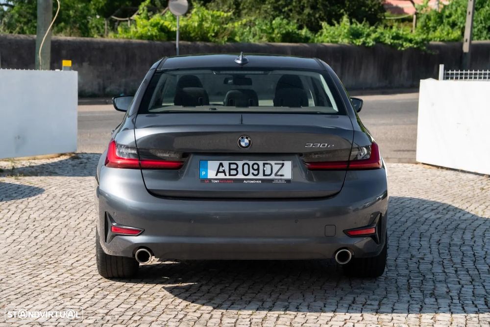 BMW 330 e Corporate Edition Auto - 4