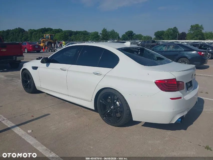 BMW M5 DKG - 4