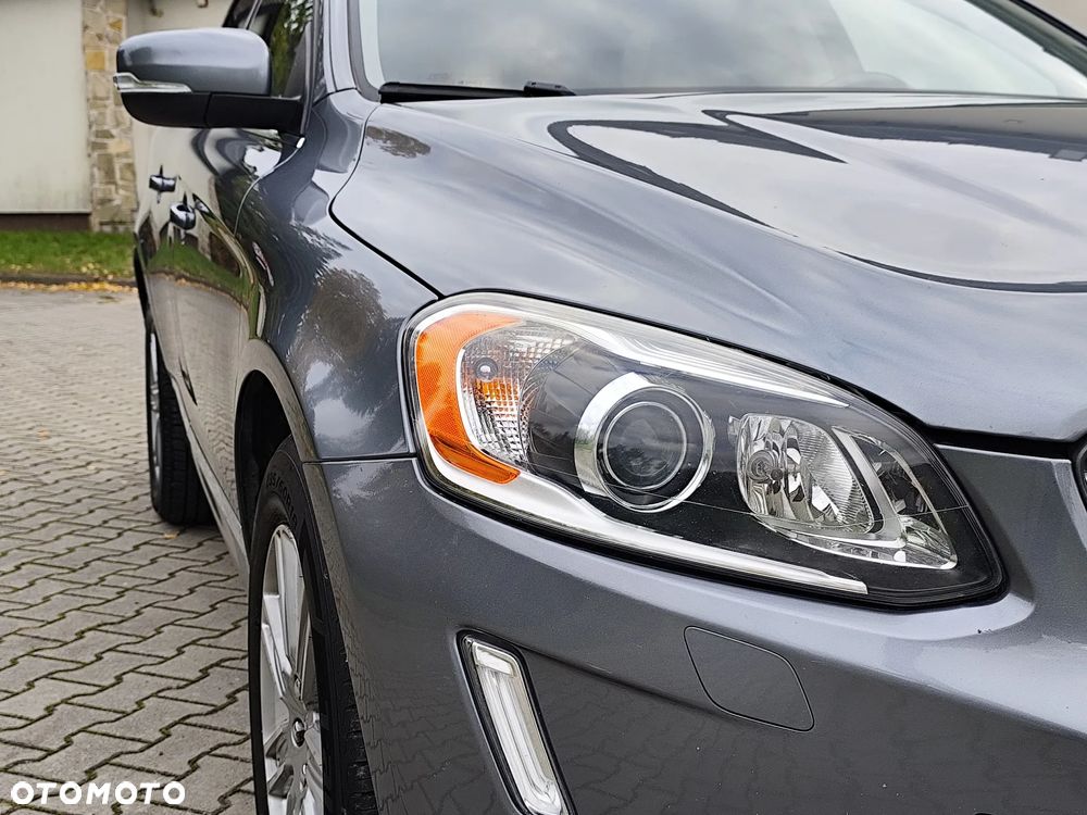 Volvo XC 60 T5 AWD Geartronic Summum - 5