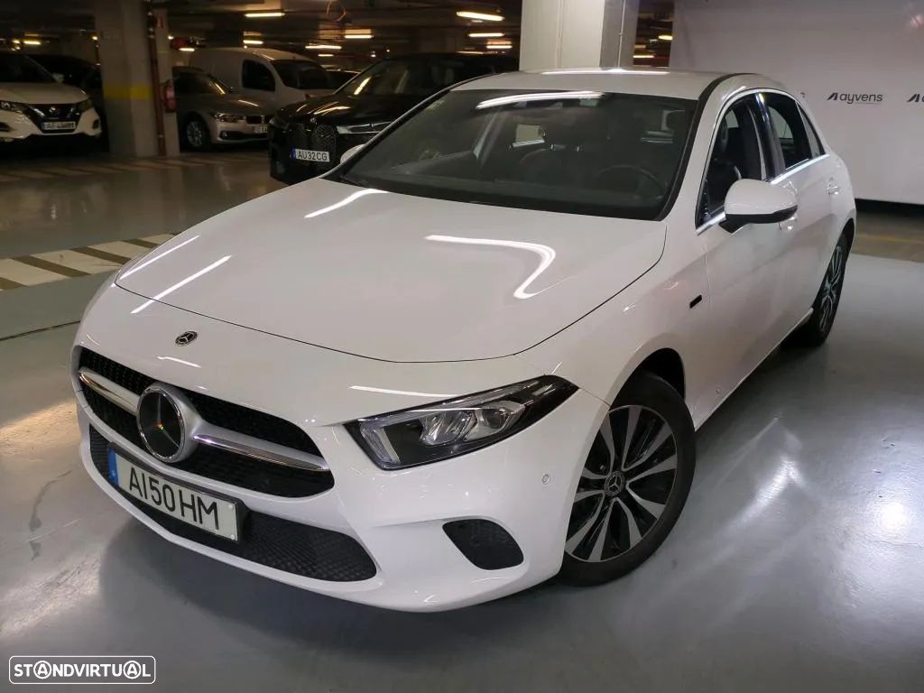 Mercedes-Benz A 250 e Style Plus - 1