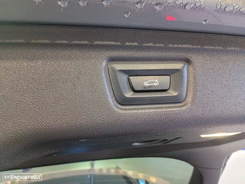 BMW 320 e Pack Desportivo M Auto - 17