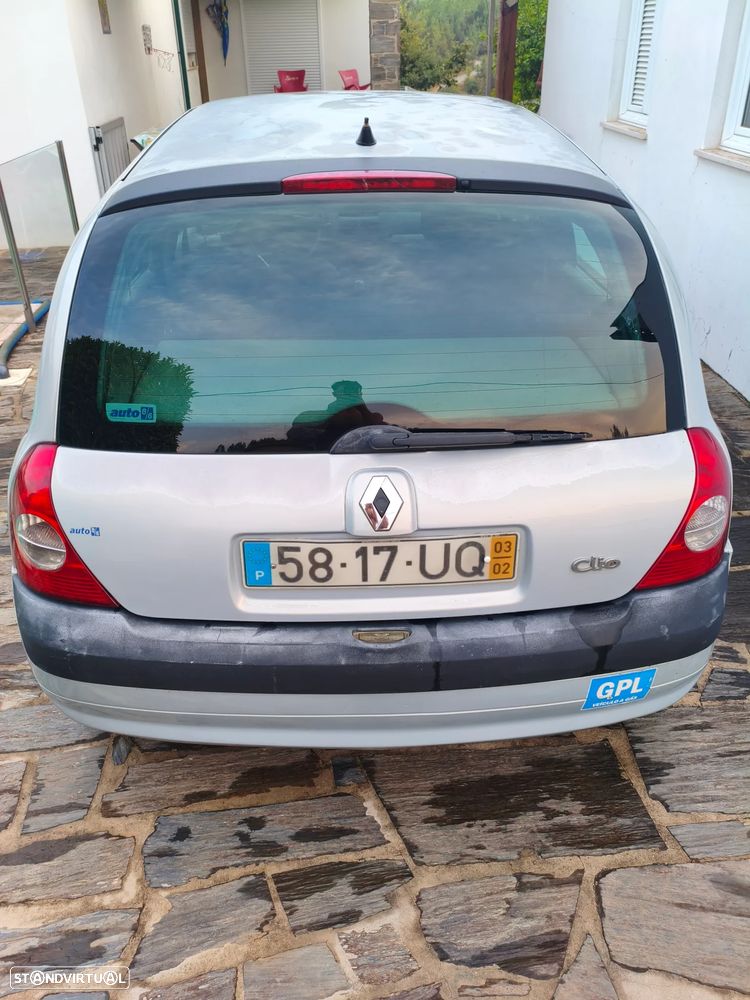 Renault Clio 1.2 Confort Authentique GPL - 6
