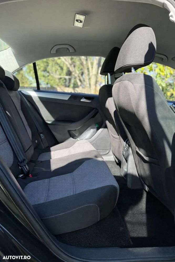 Volkswagen Jetta 1.4 DSG - 8