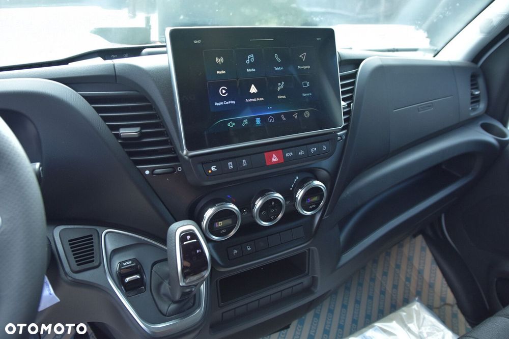 Iveco Daily Furgon 35S18HA8V 3.0 180KM AT8 - 13