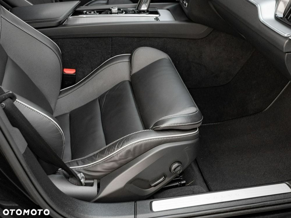 Volvo V60 B4 D Geartronic RDesign - 33