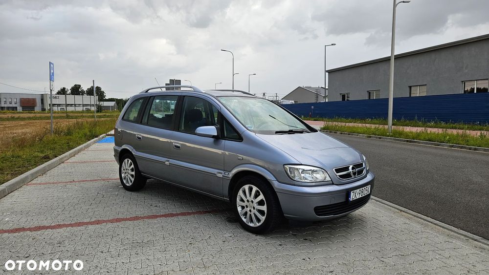 Opel Zafira 1.8 16V Comfort - 15