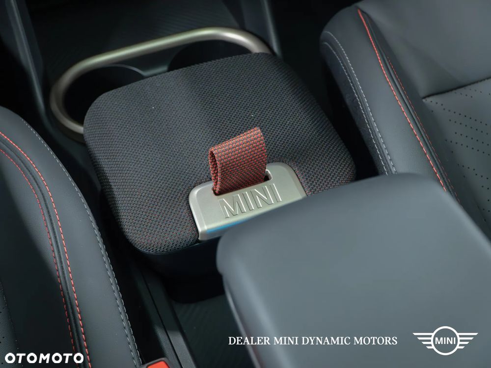 MINI Countryman JCW ALL4 - 32