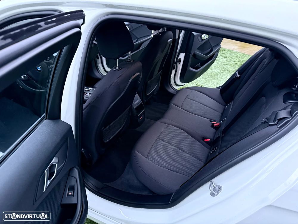 BMW 116 d Advantage Auto - 26