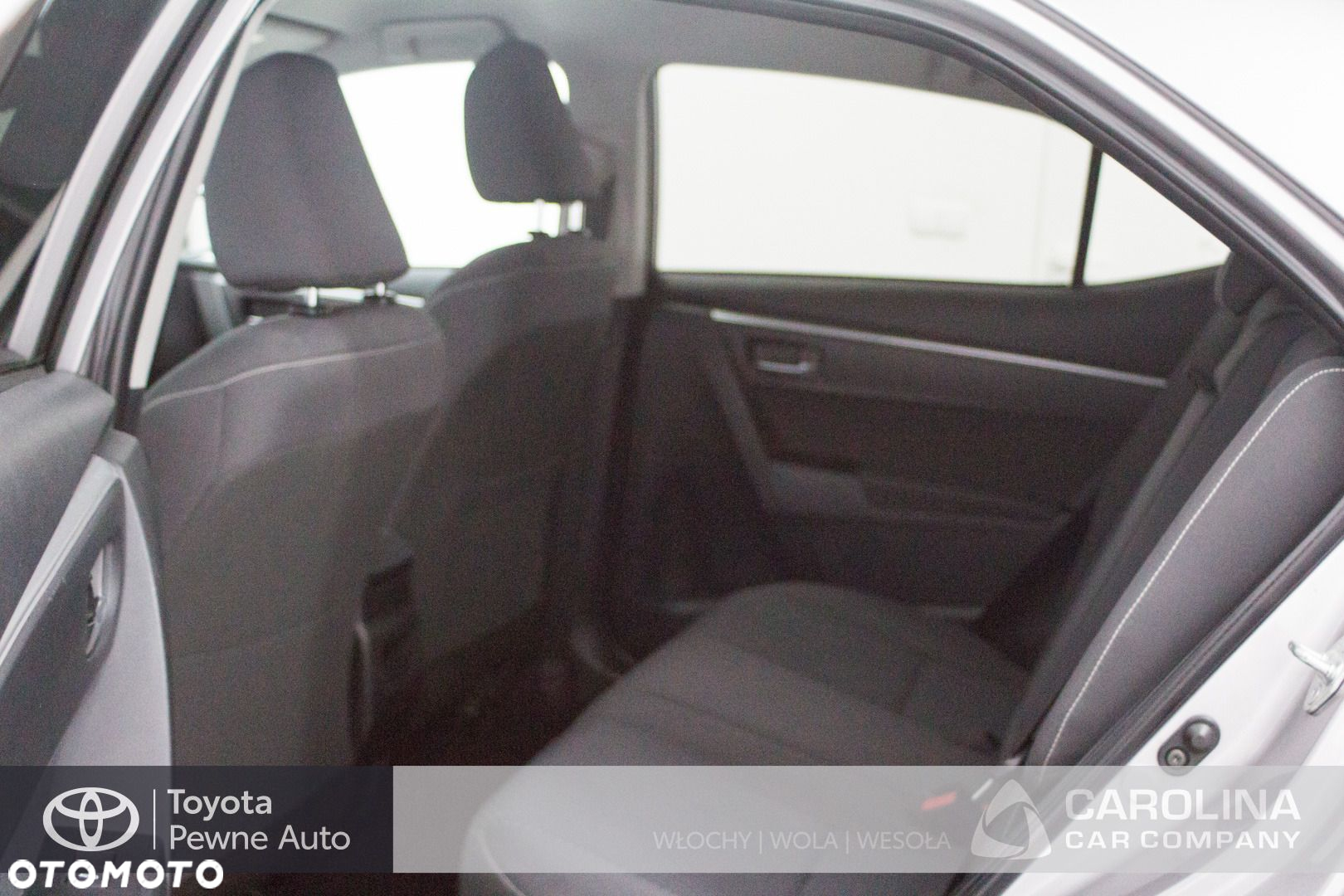 Toyota Corolla - 12