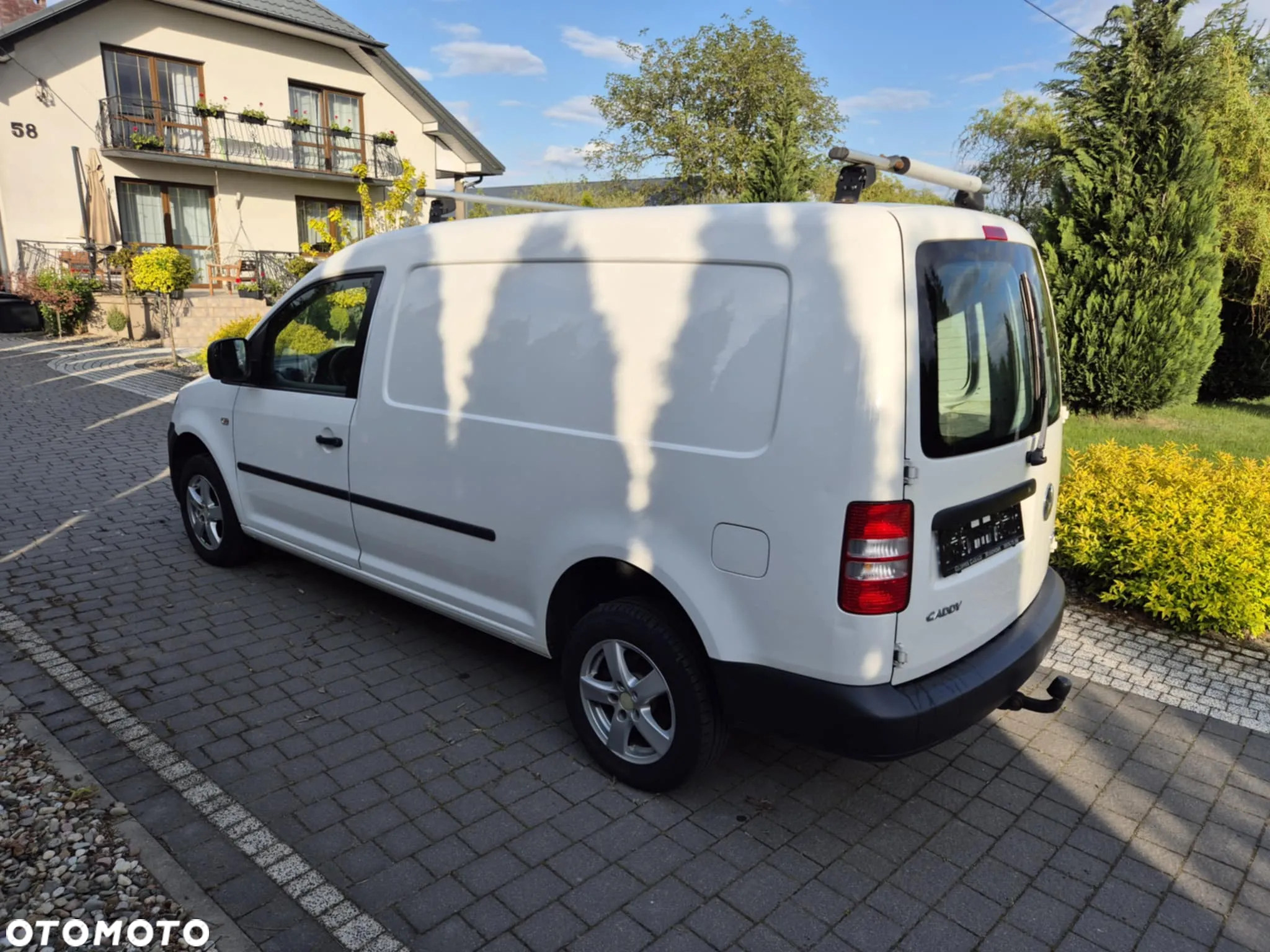 Volkswagen Caddy Maxi - 6