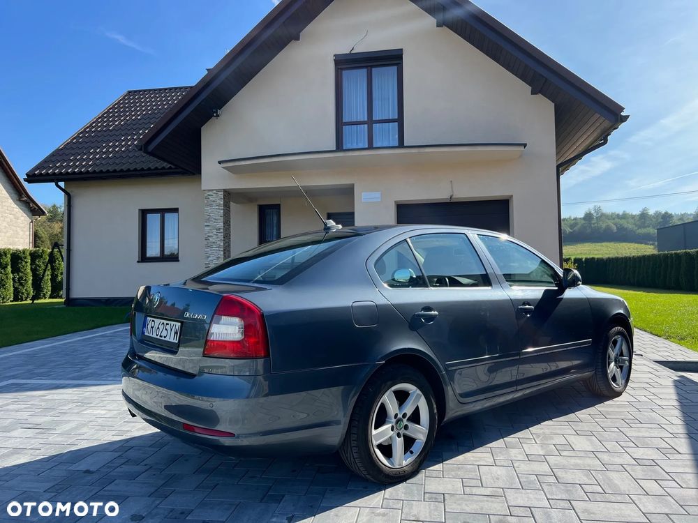 Skoda Octavia 1.9 TDI DPF Elegance - 4