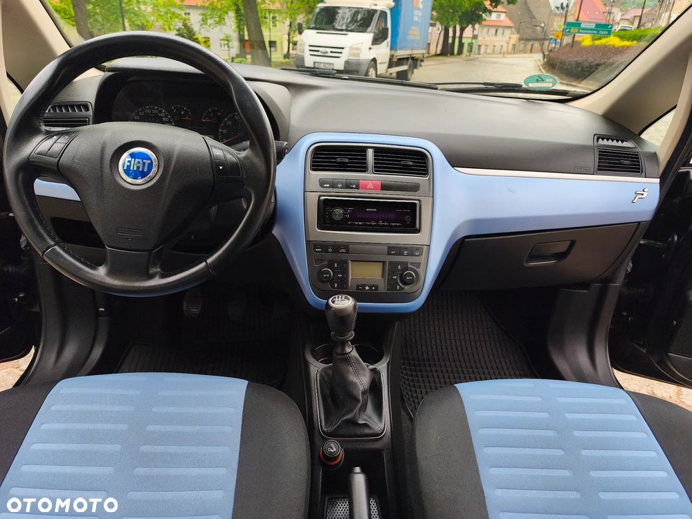 Fiat Grande Punto - 12