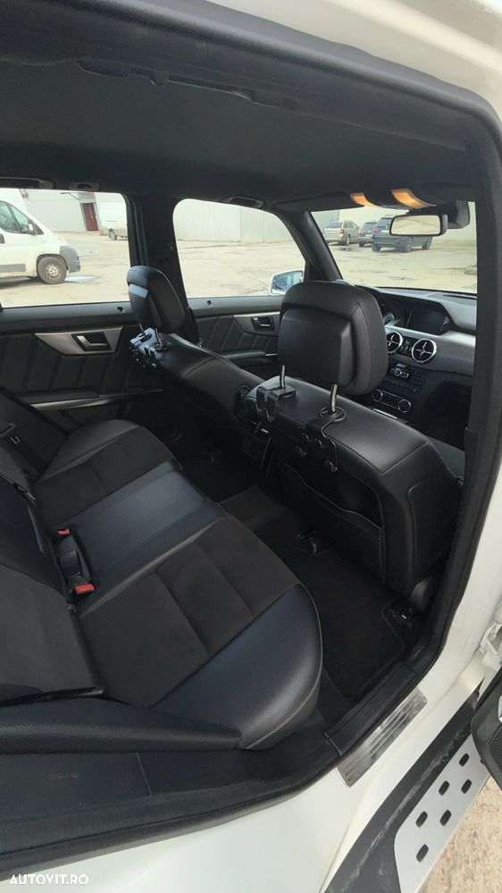 Mercedes-Benz GLK 220 CDI DPF BlueEFFICIENCY 7G-TRONIC SPORT EDITION - 7