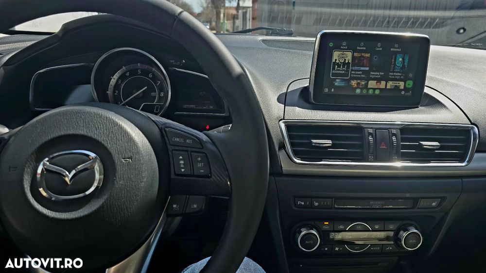 Mazda 3 G165 Revolution Top - 14