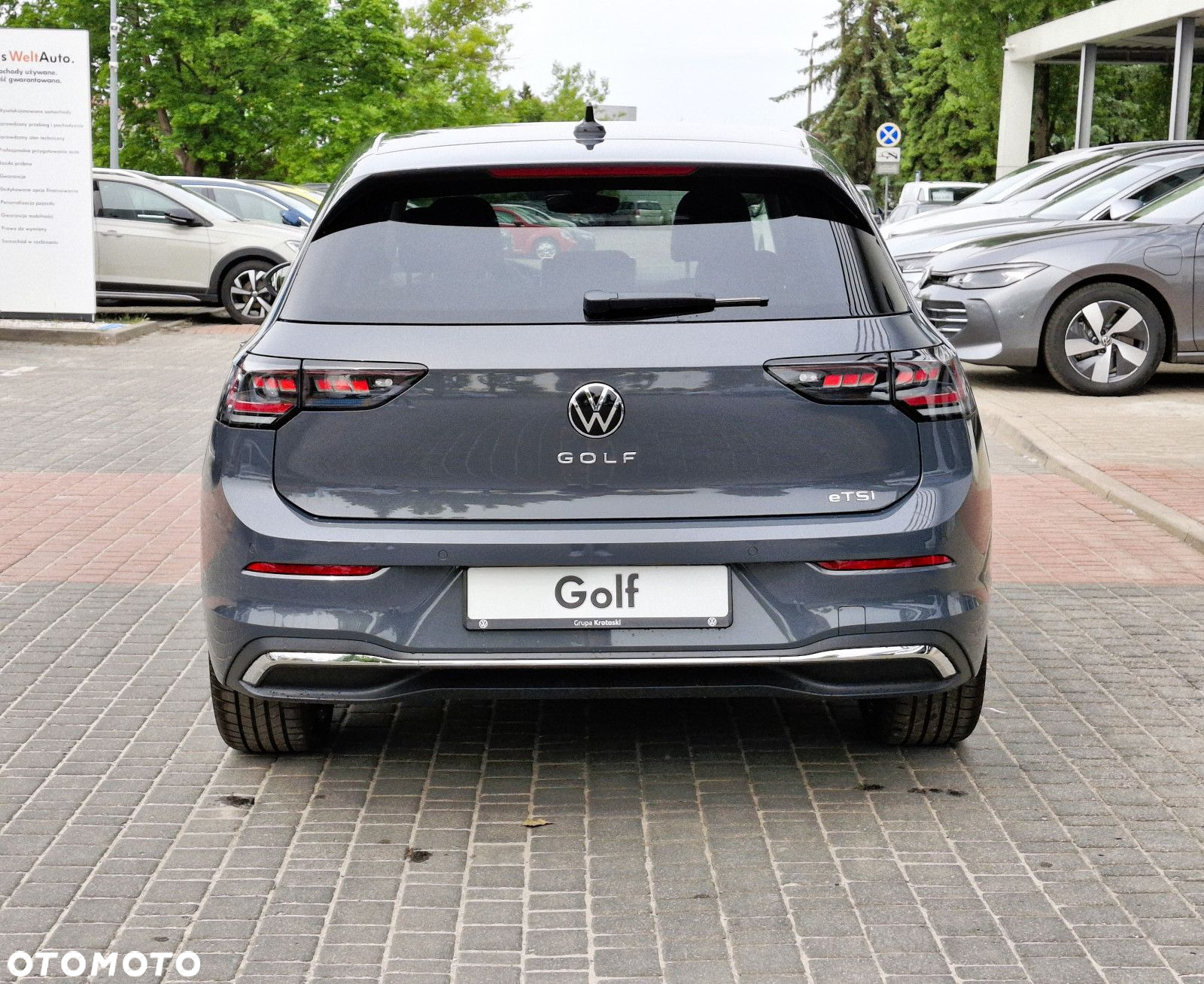 Volkswagen Golf - 6
