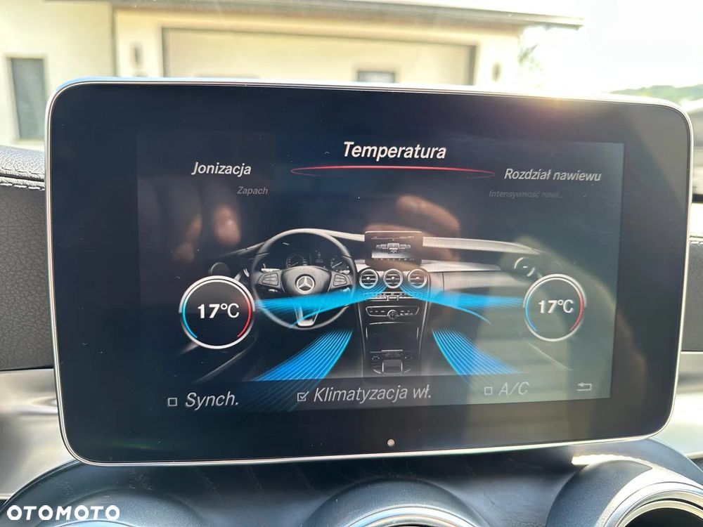 Mercedes-Benz Klasa C 220 (BlueTEC) d T 7G-TRONIC AMG Line - 11