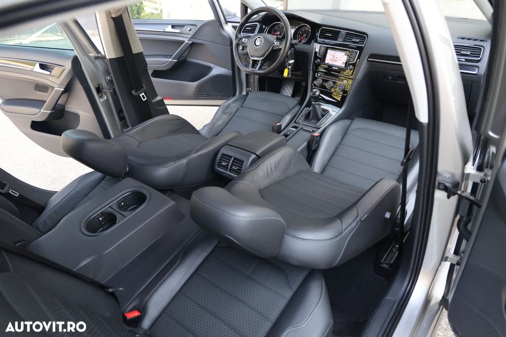 Volkswagen Golf 1.6 BlueTDI Comfortline - 16