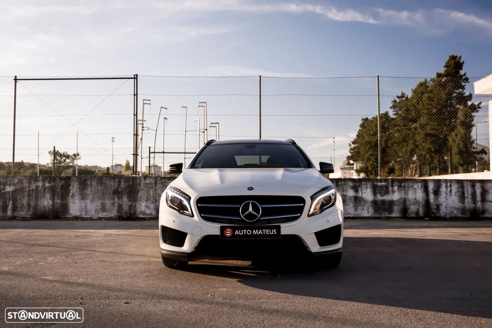 Mercedes-Benz GLA 200 (CDI) d 4Matic 7G-DCT AMG Line - 24