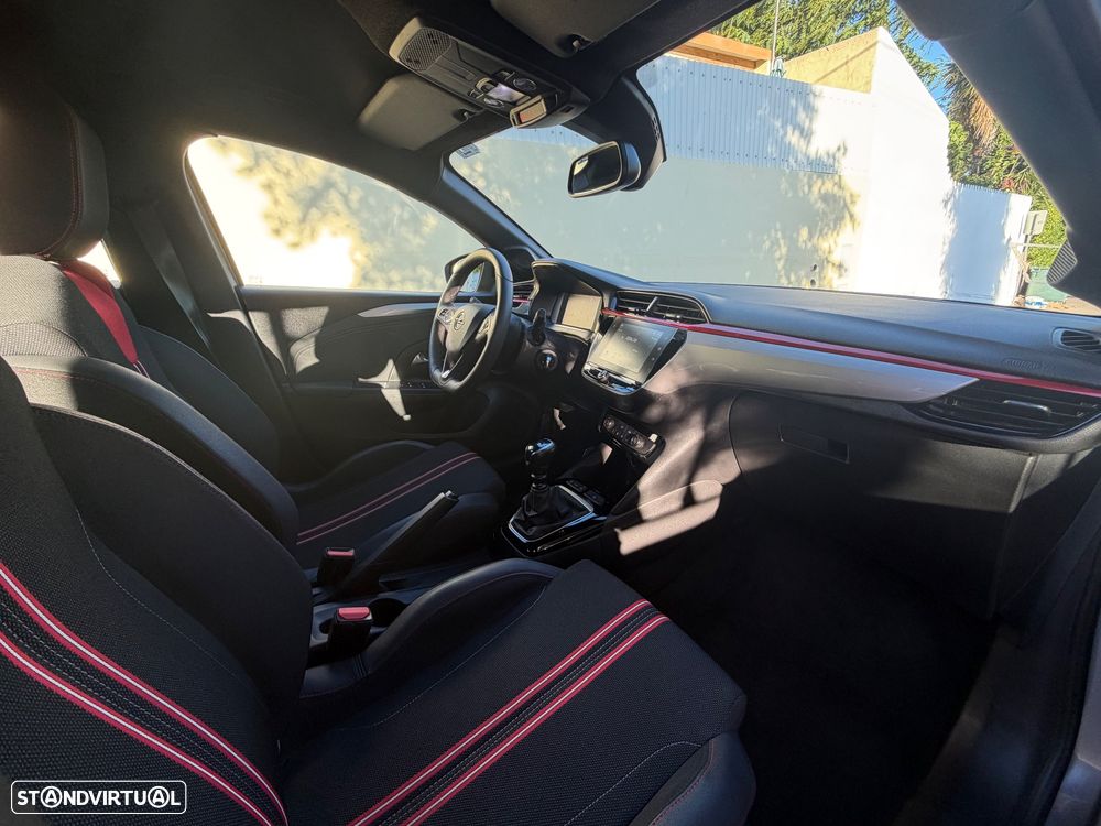 Opel Corsa 1.2 T GS - 16