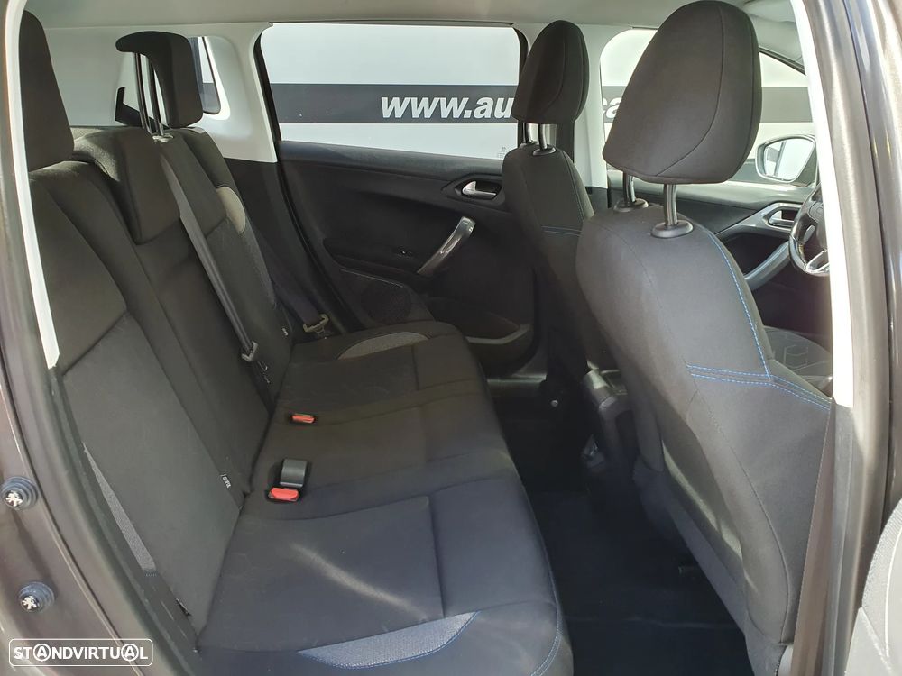 Peugeot 2008 1.6 BlueHDi Style - 5