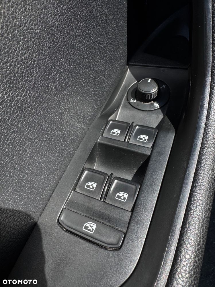 Skoda Superb 2.0 TDI Ambition - 13
