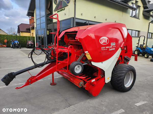 Lely Prasa rolująca Lely RP 245 belująca