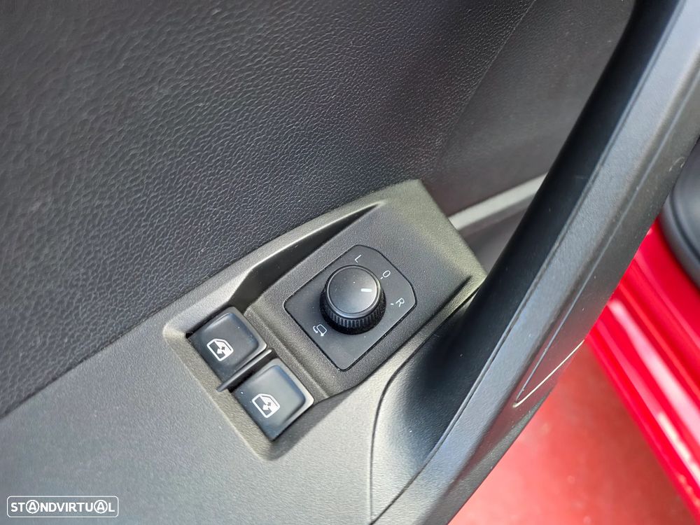 SEAT Ibiza 1.6 TDI S&S Style - 29