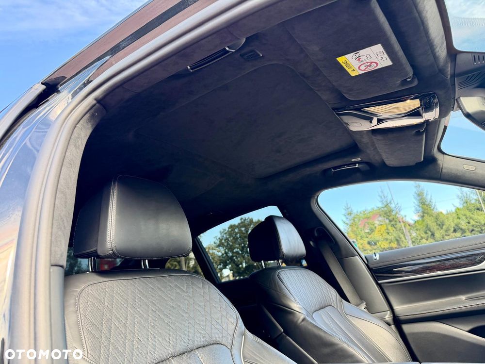 BMW Seria 7 740d xDrive - 14