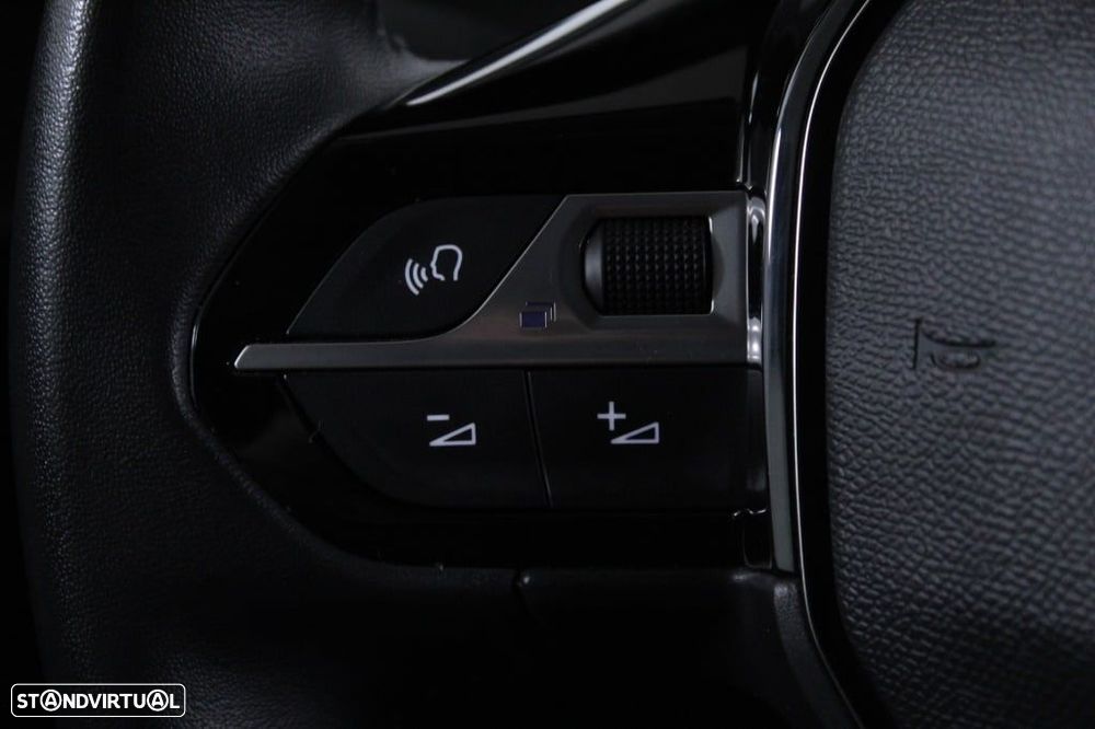 Peugeot 208 1.2 PureTech Allure Pack - 22