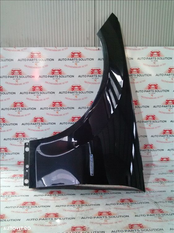 aripa stanga mercdes benz c class an fabr. 2010 - 1