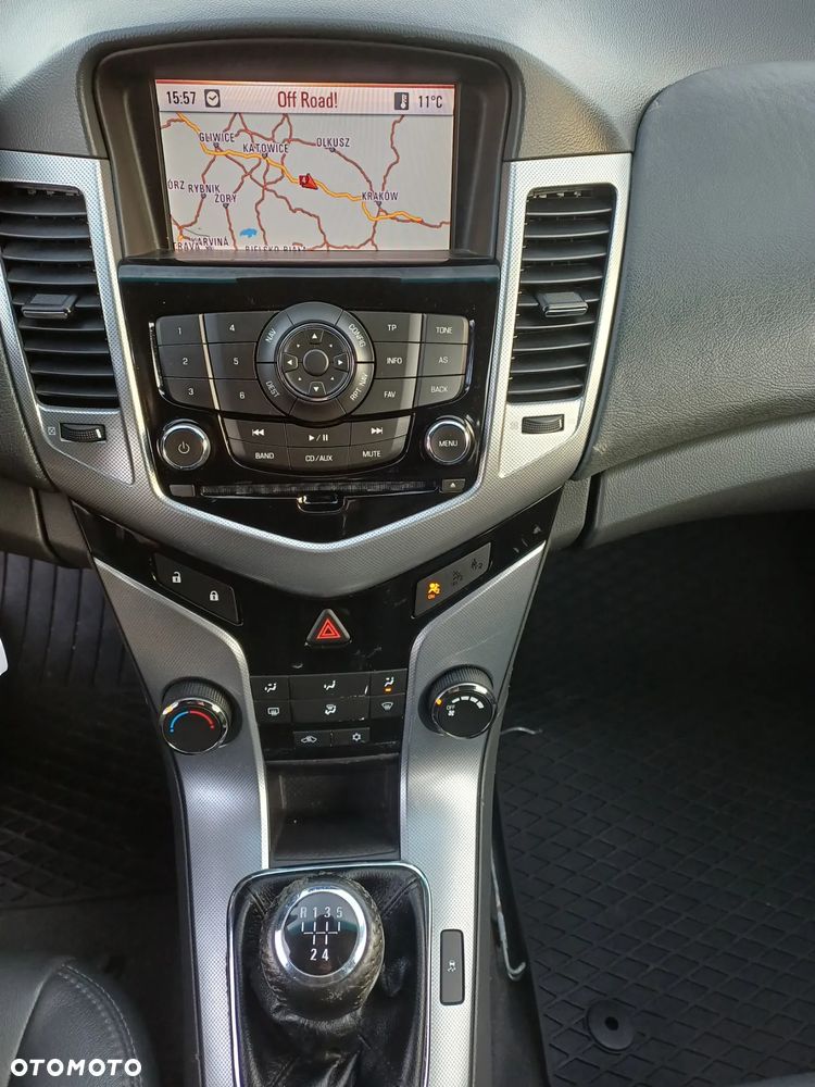 Chevrolet Cruze 1.8 LTZ+ - 22