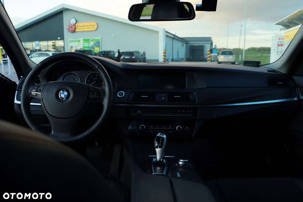 BMW Seria 5 - 17