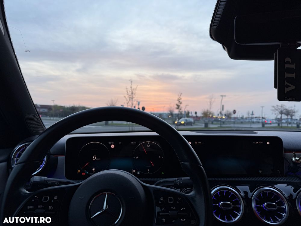 Mercedes-Benz A 200 7G-DCT Peak Edition - 6