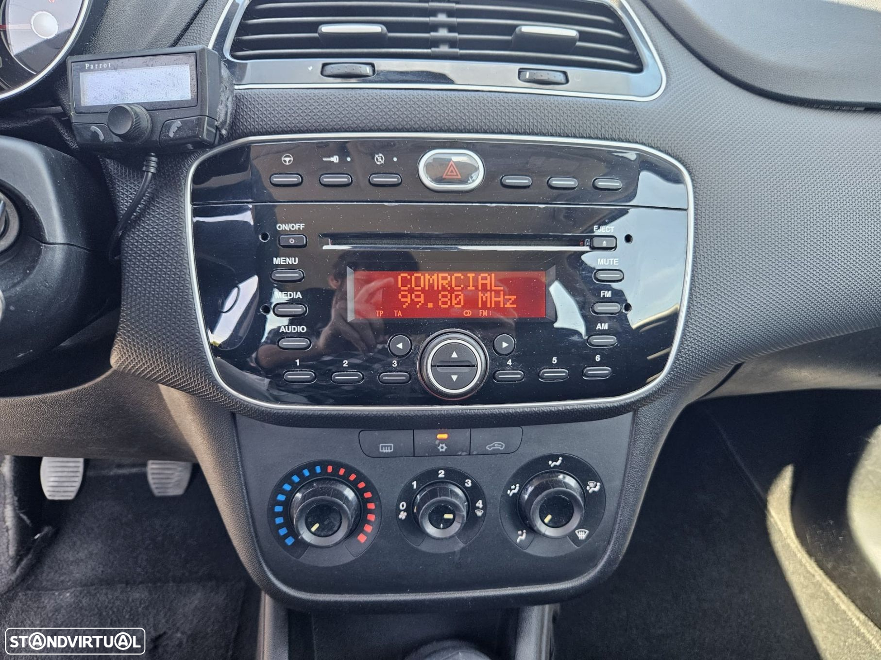 Fiat Punto 1.3 M-Jet Lounge S&S - 28