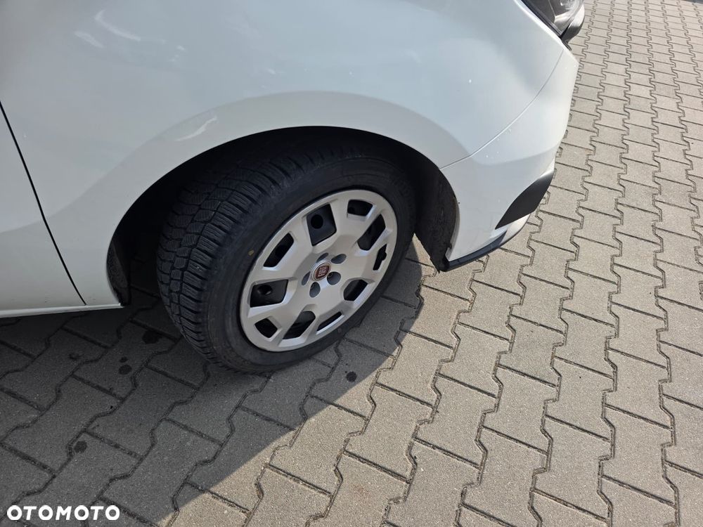 Fiat Doblo Maxi diesel 1,6 105KM blaszak 3 osobowy Krajowy FV23% - 17