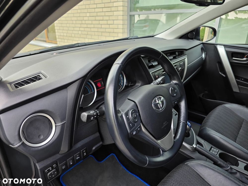 Toyota Auris - 17