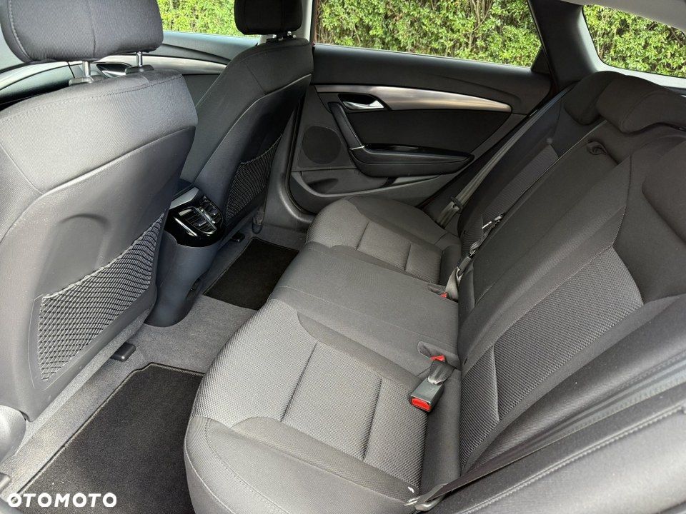 Hyundai i40 2.0 Premium - 37