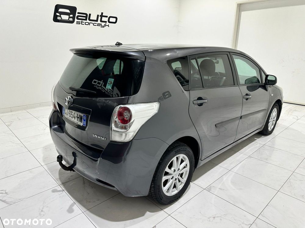 Toyota Verso - 11